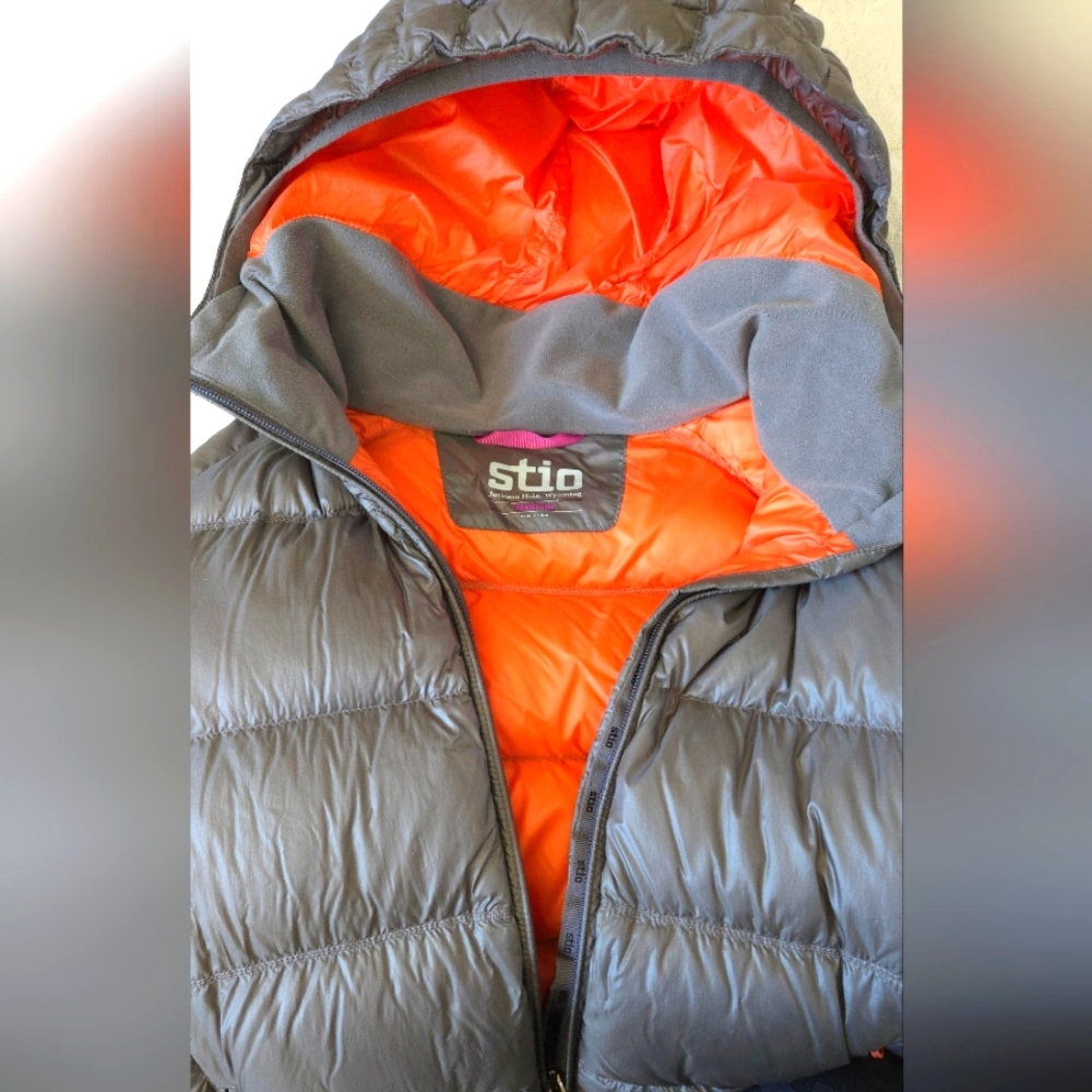 STIO Hometown Down Hooded Jacket